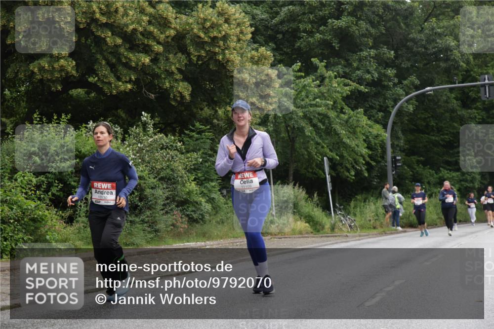 14.06.2026 - REWE Women's Run Jannik Wohlers http://msf.ph/oto/9792070 14.06.2026 10:06:42 Laufen 10130, 11109 meine-sportfotos.de