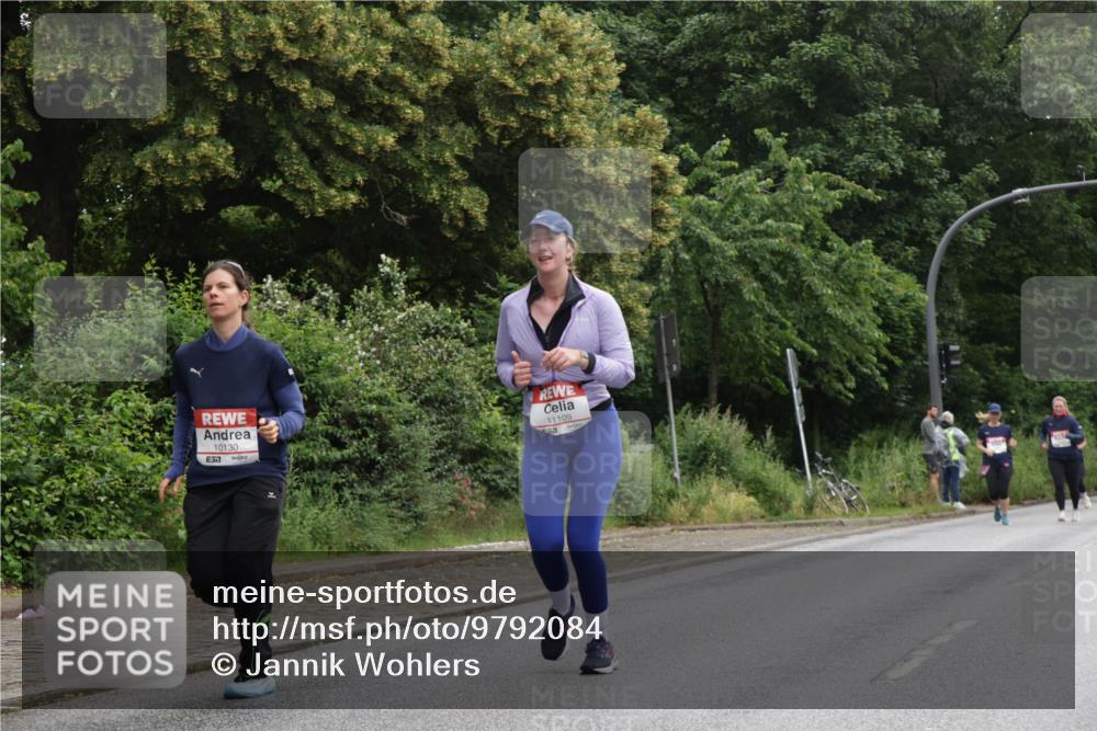 14.06.2026 - REWE Women's Run Jannik Wohlers http://msf.ph/oto/9792084 14.06.2026 10:06:42 Laufen 10130, 7, 11109, 551 meine-sportfotos.de