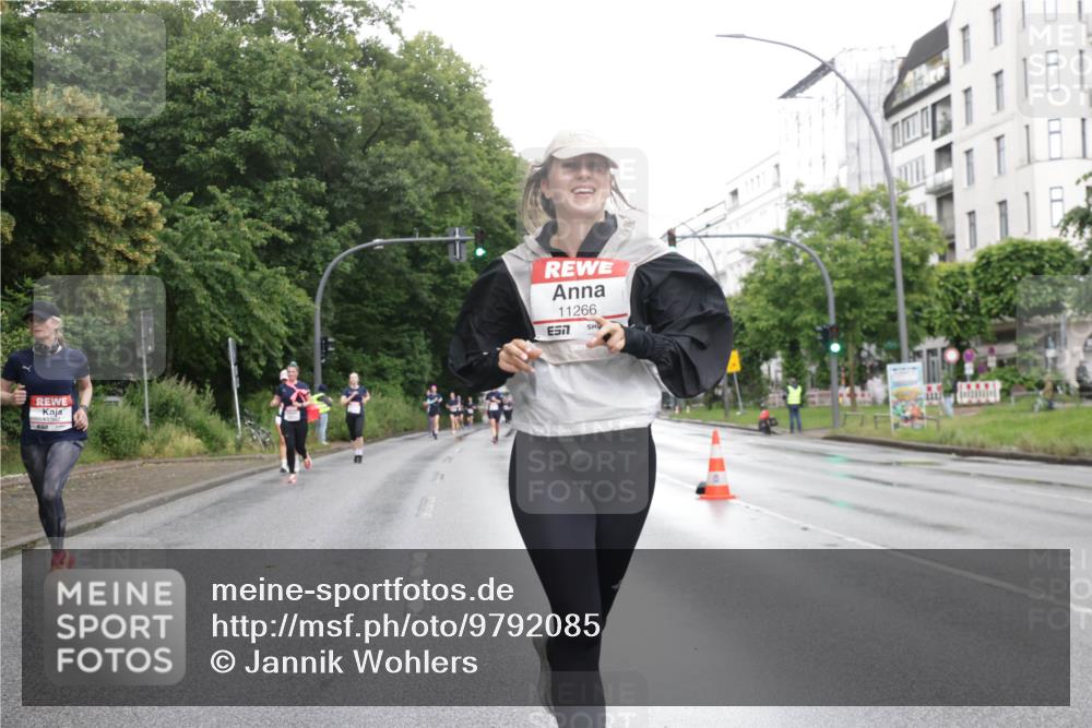 14.06.2026 - REWE Women's Run Jannik Wohlers http://msf.ph/oto/9792085 14.06.2026 09:50:28 Laufen 11266, 7 meine-sportfotos.de