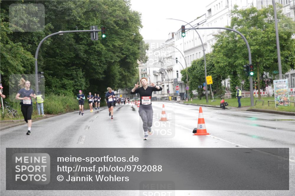 14.06.2026 - REWE Women's Run Jannik Wohlers http://msf.ph/oto/9792088 14.06.2026 09:50:31 Laufen  meine-sportfotos.de
