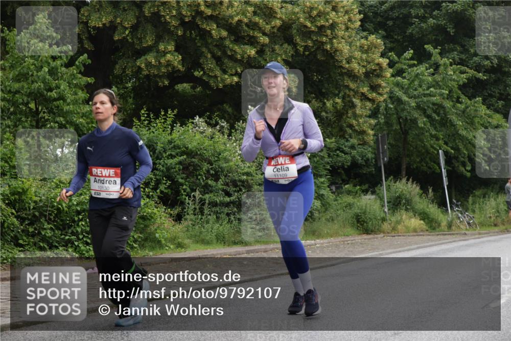14.06.2026 - REWE Women's Run Jannik Wohlers http://msf.ph/oto/9792107 14.06.2026 10:06:42 Laufen 10130, 11109 meine-sportfotos.de