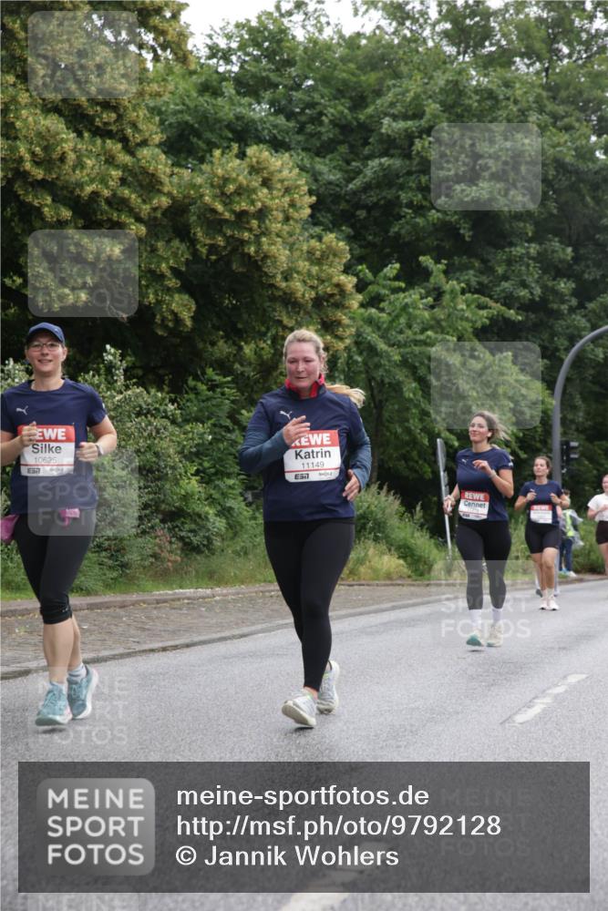 14.06.2026 - REWE Women's Run Jannik Wohlers http://msf.ph/oto/9792128 14.06.2026 10:06:51 Laufen 10625, 7, 11149, 7 meine-sportfotos.de