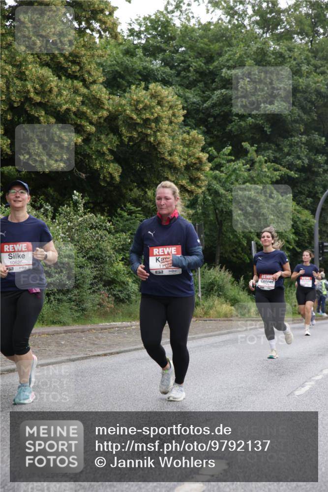 14.06.2026 - REWE Women's Run Jannik Wohlers http://msf.ph/oto/9792137 14.06.2026 10:06:51 Laufen 10625, 517, 57 meine-sportfotos.de
