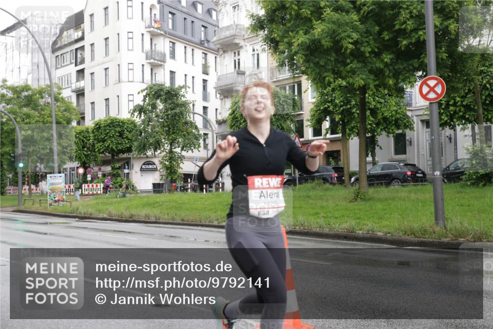 14.06.2026 - REWE Women's Run Jannik Wohlers http://msf.ph/oto/9792141 14.06.2026 09:50:34 Laufen 11270, 19 meine-sportfotos.de