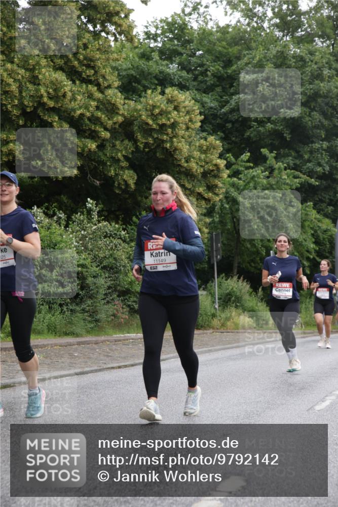 14.06.2026 - REWE Women's Run Jannik Wohlers http://msf.ph/oto/9792142 14.06.2026 10:06:51 Laufen 525, 11149, 57 meine-sportfotos.de