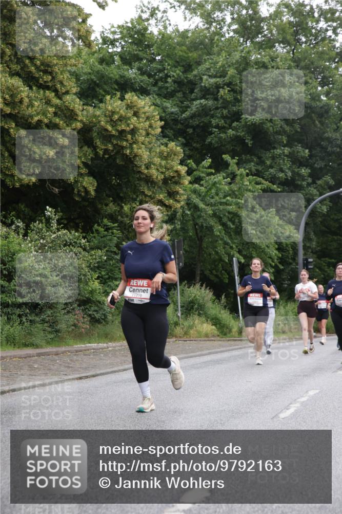 14.06.2026 - REWE Women's Run Jannik Wohlers http://msf.ph/oto/9792163 14.06.2026 10:06:53 Laufen 11419 meine-sportfotos.de