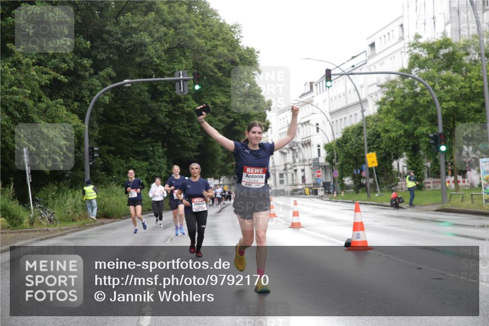 14.06.2026 - REWE Women's Run Jannik Wohlers http://msf.ph/oto/9792170 14.06.2026 09:50:43 Laufen  meine-sportfotos.de