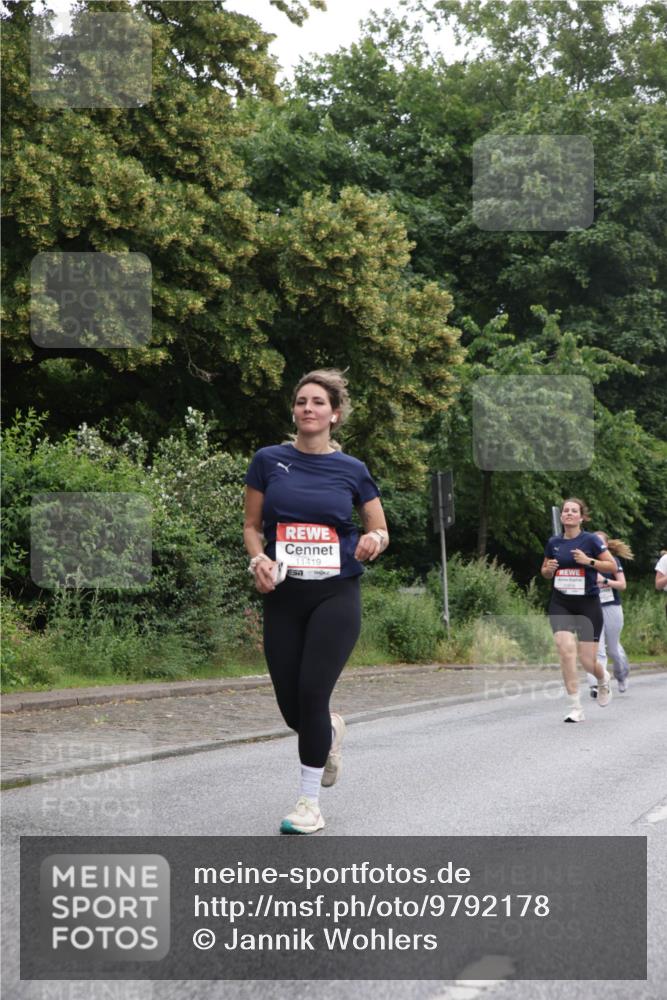 14.06.2026 - REWE Women's Run Jannik Wohlers http://msf.ph/oto/9792178 14.06.2026 10:06:53 Laufen 11419 meine-sportfotos.de
