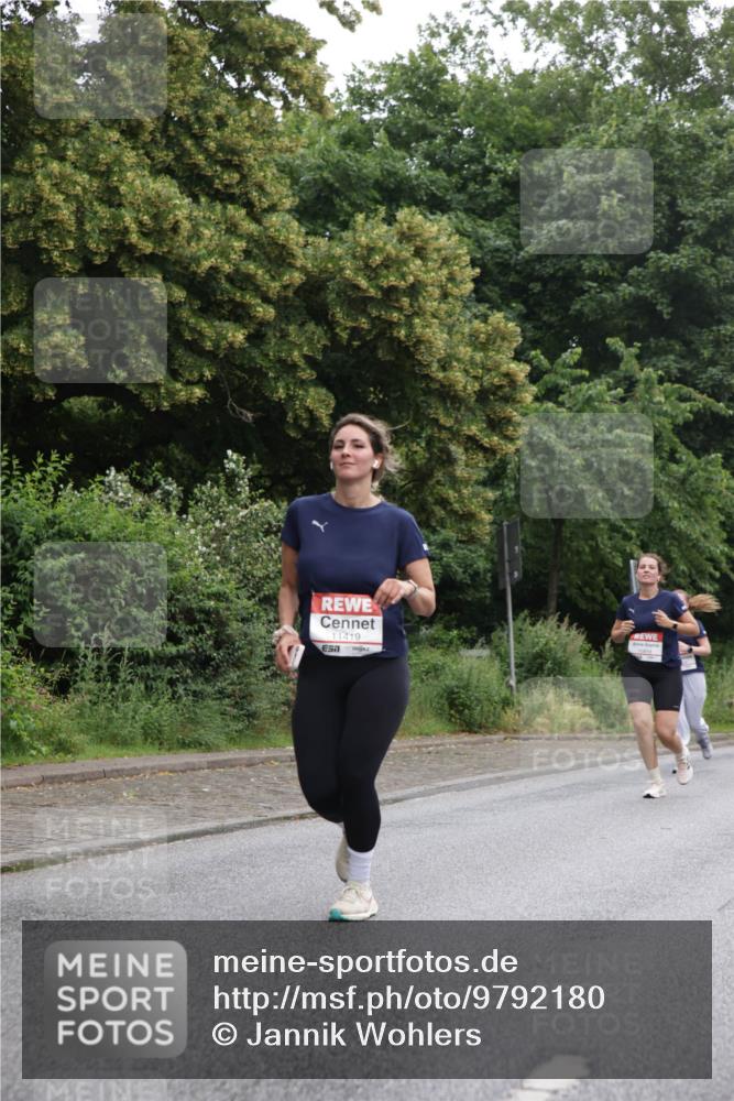 14.06.2026 - REWE Women's Run Jannik Wohlers http://msf.ph/oto/9792180 14.06.2026 10:06:53 Laufen 11419, 7 meine-sportfotos.de
