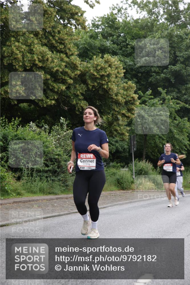 14.06.2026 - REWE Women's Run Jannik Wohlers http://msf.ph/oto/9792182 14.06.2026 10:06:53 Laufen 11419 meine-sportfotos.de