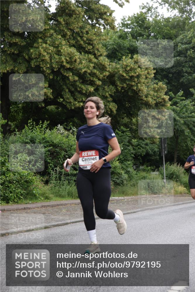 14.06.2026 - REWE Women's Run Jannik Wohlers http://msf.ph/oto/9792195 14.06.2026 10:06:54 Laufen 11419, 51 meine-sportfotos.de