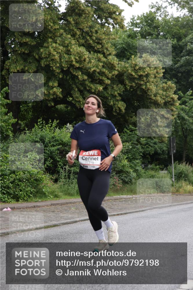 14.06.2026 - REWE Women's Run Jannik Wohlers http://msf.ph/oto/9792198 14.06.2026 10:06:54 Laufen 11419 meine-sportfotos.de