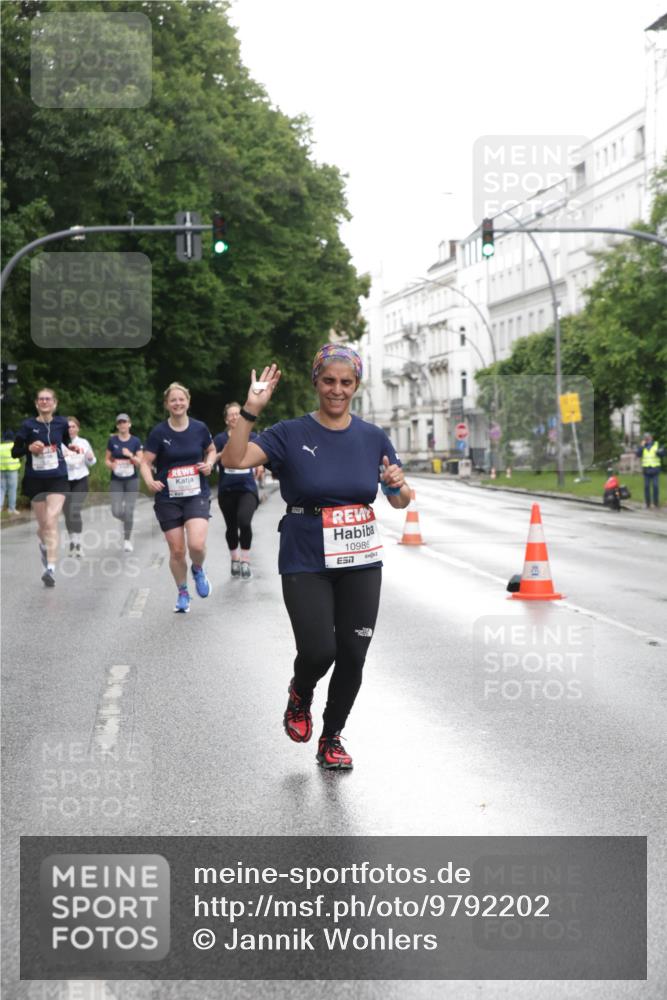 14.06.2026 - REWE Women's Run Jannik Wohlers http://msf.ph/oto/9792202 14.06.2026 09:50:45 Laufen 10986, 7 meine-sportfotos.de