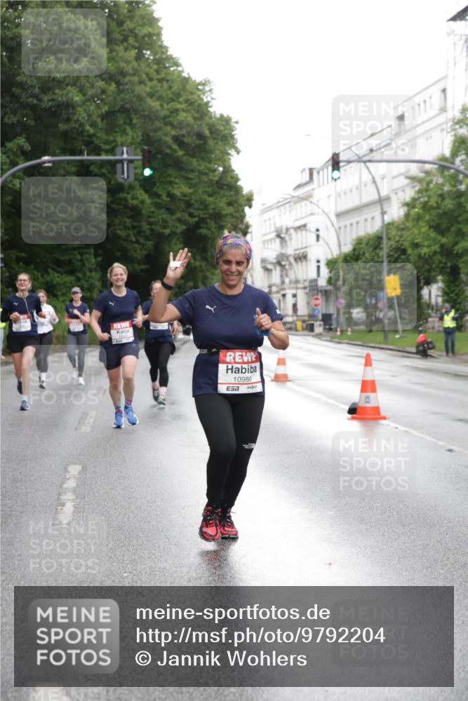 14.06.2026 - REWE Women's Run Jannik Wohlers http://msf.ph/oto/9792204 14.06.2026 09:50:45 Laufen 10986 meine-sportfotos.de