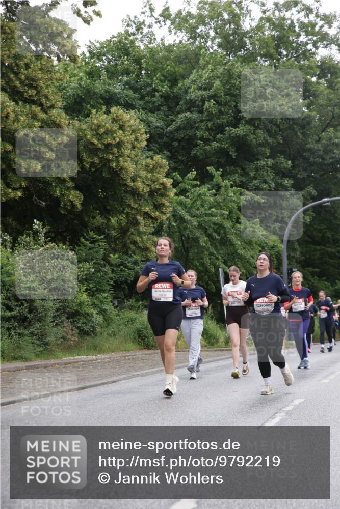14.06.2026 - REWE Women's Run Jannik Wohlers http://msf.ph/oto/9792219 14.06.2026 10:06:55 Laufen 10818, 10916 meine-sportfotos.de