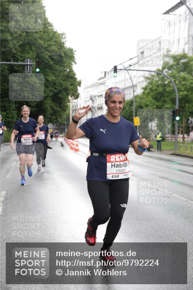 14.06.2026 - REWE Women's Run Jannik Wohlers http://msf.ph/oto/9792224 14.06.2026 09:50:46 Laufen 1006, 10986, 7 meine-sportfotos.de