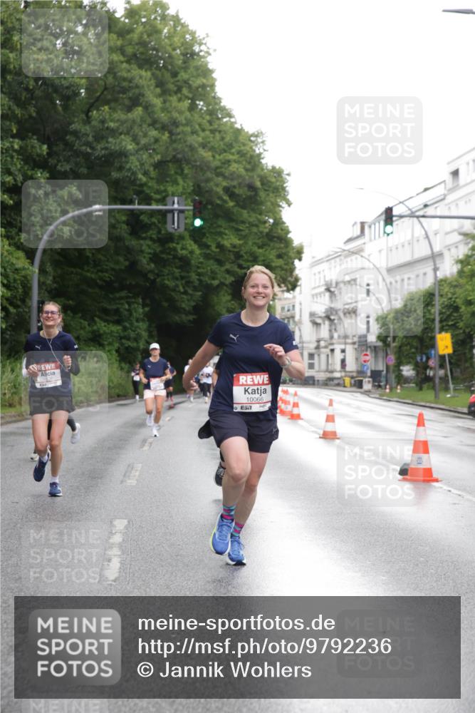 14.06.2026 - REWE Women's Run Jannik Wohlers http://msf.ph/oto/9792236 14.06.2026 09:50:47 Laufen 10066, 7 meine-sportfotos.de