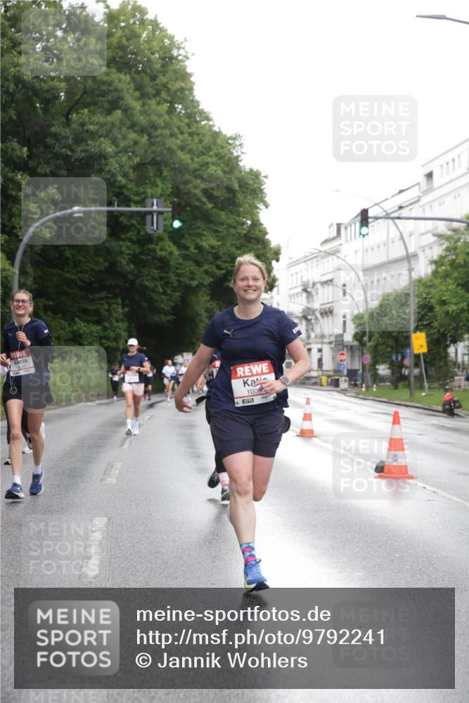 14.06.2026 - REWE Women's Run Jannik Wohlers http://msf.ph/oto/9792241 14.06.2026 09:50:47 Laufen 10000, 7 meine-sportfotos.de
