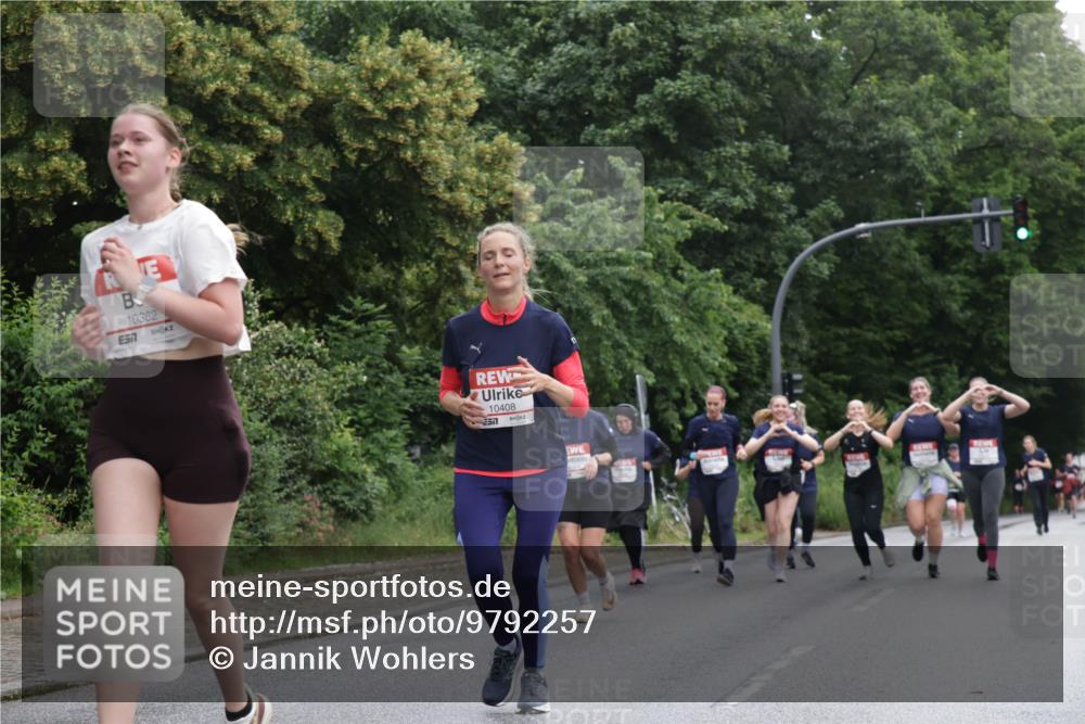 14.06.2026 - REWE Women's Run Jannik Wohlers http://msf.ph/oto/9792257 14.06.2026 10:06:59 Laufen 10362, 577, 10408 meine-sportfotos.de