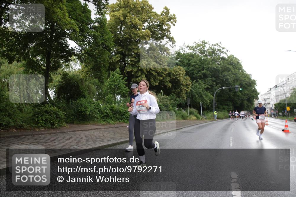 14.06.2026 - REWE Women's Run Jannik Wohlers http://msf.ph/oto/9792271 14.06.2026 09:50:51 Laufen 10343 meine-sportfotos.de
