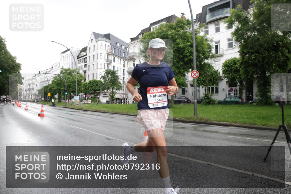 14.06.2026 - REWE Women's Run Jannik Wohlers http://msf.ph/oto/9792316 14.06.2026 09:50:53 Laufen 10440 meine-sportfotos.de