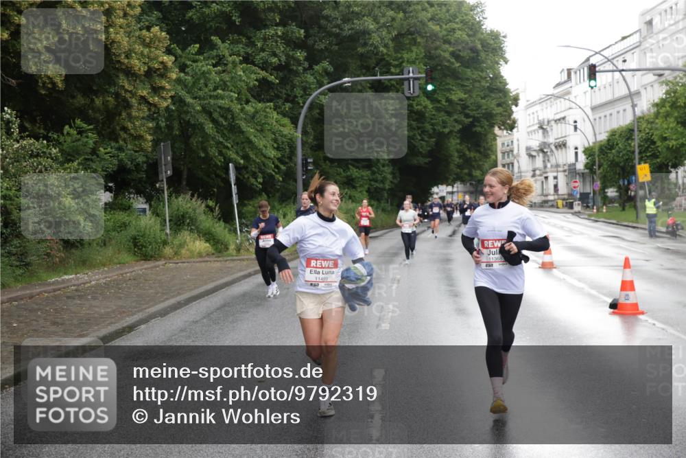 14.06.2026 - REWE Women's Run Jannik Wohlers http://msf.ph/oto/9792319 14.06.2026 09:50:59 Laufen 11499, 11368 meine-sportfotos.de