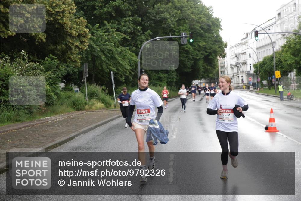 14.06.2026 - REWE Women's Run Jannik Wohlers http://msf.ph/oto/9792326 14.06.2026 09:51:00 Laufen 11499, 11368 meine-sportfotos.de