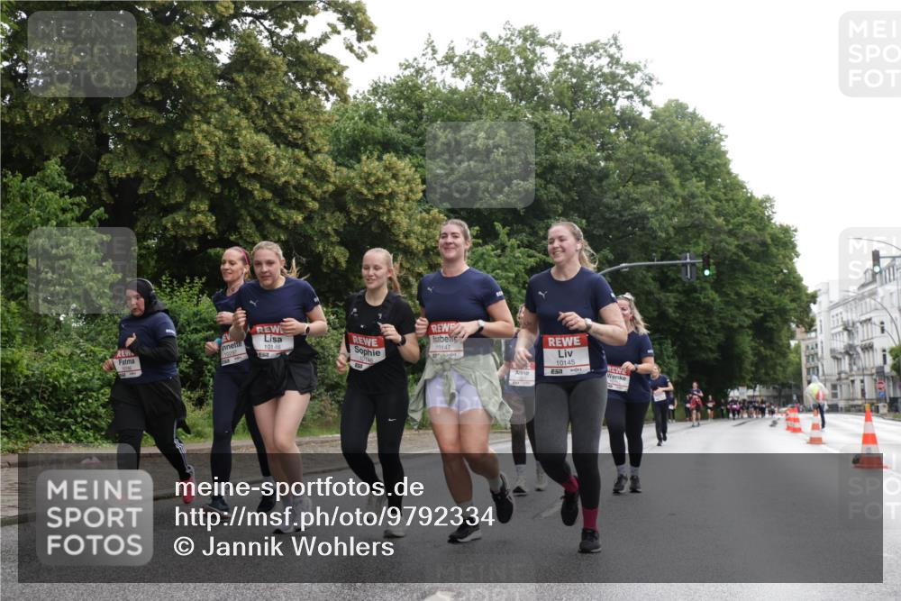 14.06.2026 - REWE Women's Run Jannik Wohlers http://msf.ph/oto/9792334 14.06.2026 10:07:04 Laufen 10146, 7, 10148, 10147, 10145, 7 meine-sportfotos.de