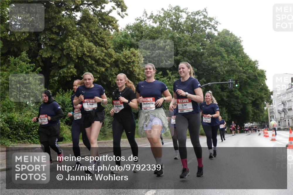 14.06.2026 - REWE Women's Run Jannik Wohlers http://msf.ph/oto/9792339 14.06.2026 10:07:04 Laufen 10146, 10297, 10148, 10147, 10145 meine-sportfotos.de