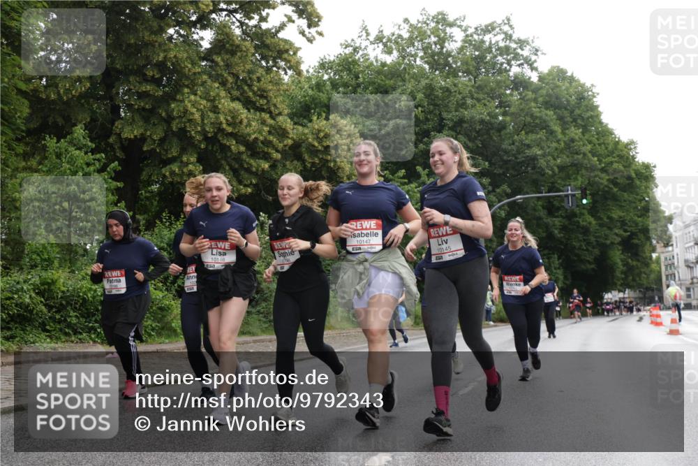 14.06.2026 - REWE Women's Run Jannik Wohlers http://msf.ph/oto/9792343 14.06.2026 10:07:04 Laufen 10148, 10147, 10145, 10146, 7, 102 meine-sportfotos.de