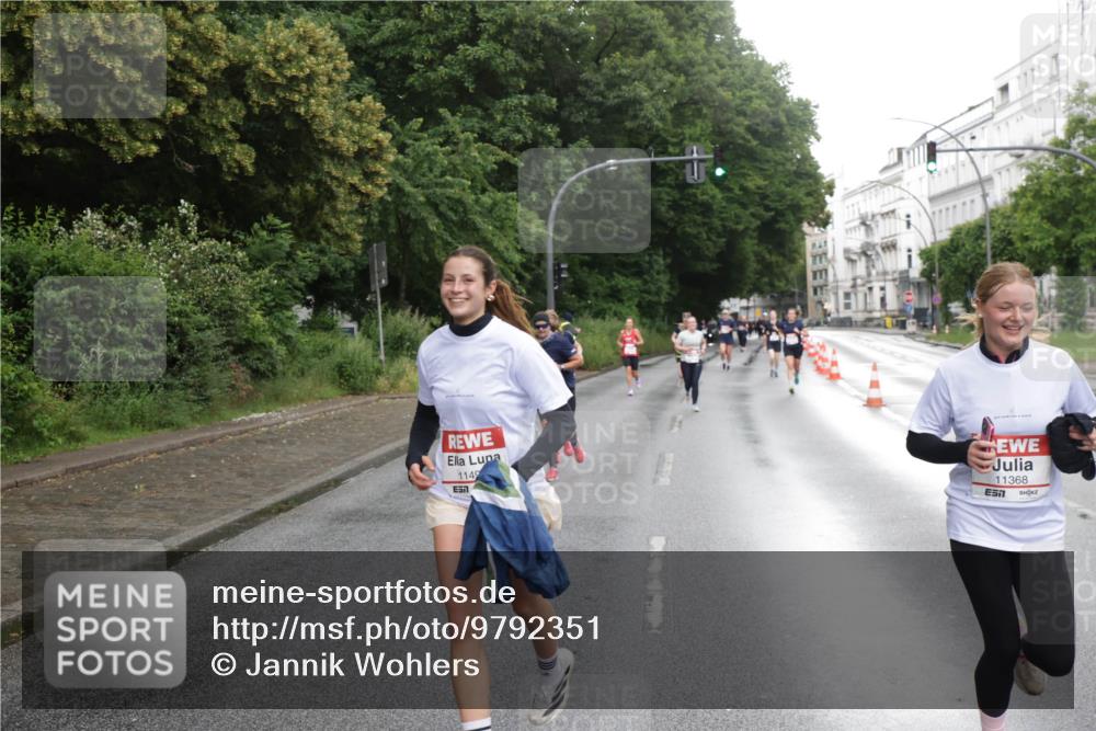 14.06.2026 - REWE Women's Run Jannik Wohlers http://msf.ph/oto/9792351 14.06.2026 09:51:00 Laufen 1149, 11368 meine-sportfotos.de