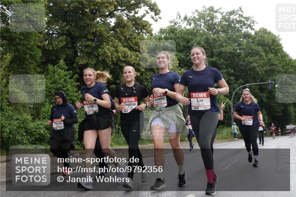 14.06.2026 - REWE Women's Run Jannik Wohlers http://msf.ph/oto/9792356 14.06.2026 10:07:04 Laufen 10186, 10146, 57, 10148, 7, 10147, 4, 10145 meine-sportfotos.de