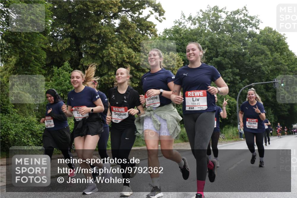 14.06.2026 - REWE Women's Run Jannik Wohlers http://msf.ph/oto/9792362 14.06.2026 10:07:05 Laufen 10140, 10148, 57, 10147, 57, 10186, 10145 meine-sportfotos.de