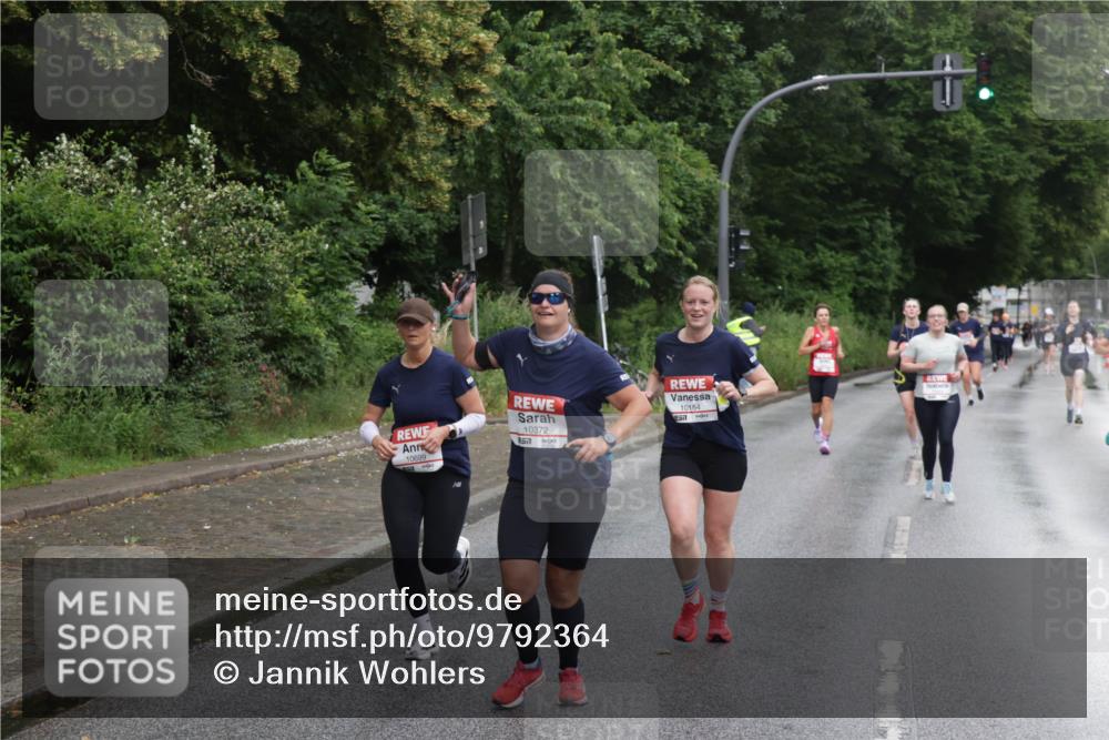 14.06.2026 - REWE Women's Run Jannik Wohlers http://msf.ph/oto/9792364 14.06.2026 09:51:02 Laufen 10699, 10372, 7, 10154 meine-sportfotos.de
