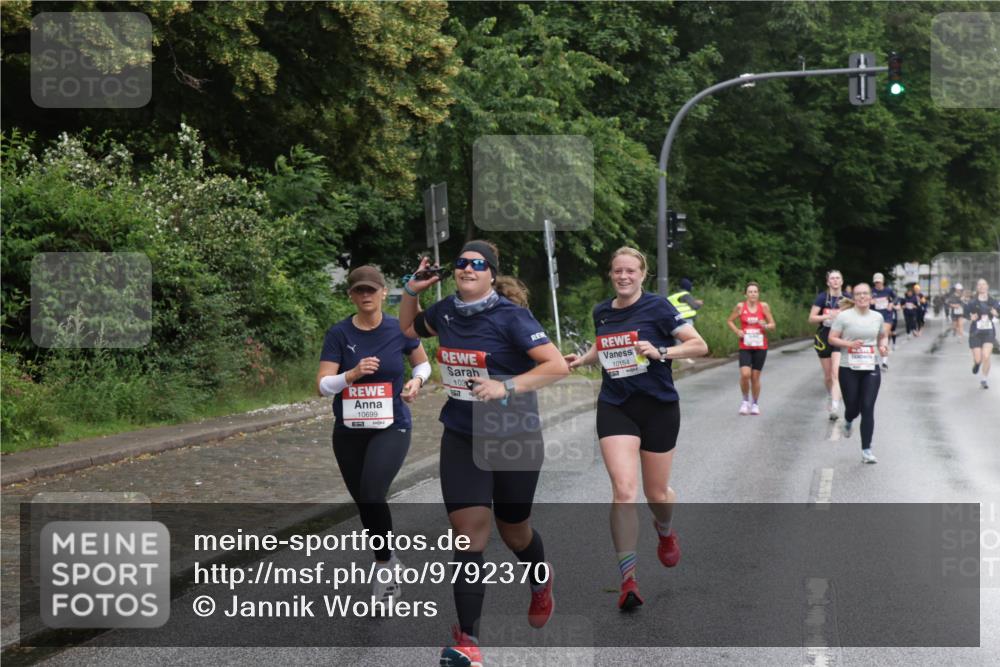 14.06.2026 - REWE Women's Run Jannik Wohlers http://msf.ph/oto/9792370 14.06.2026 09:51:02 Laufen 103, 10699, 157, 10154 meine-sportfotos.de