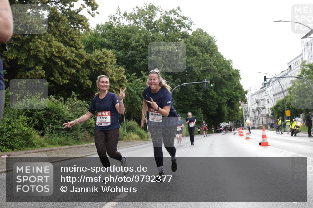 14.06.2026 - REWE Women's Run Jannik Wohlers http://msf.ph/oto/9792377 14.06.2026 10:07:06 Laufen 11340, 11113 meine-sportfotos.de