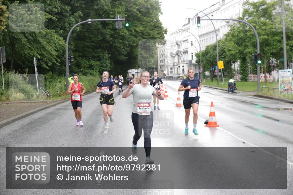 14.06.2026 - REWE Women's Run Jannik Wohlers http://msf.ph/oto/9792381 14.06.2026 09:51:05 Laufen 11454 meine-sportfotos.de