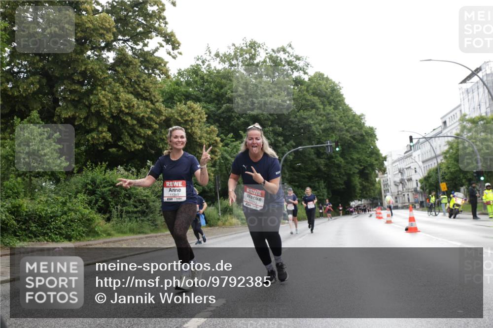 14.06.2026 - REWE Women's Run Jannik Wohlers http://msf.ph/oto/9792385 14.06.2026 10:07:06 Laufen 11340, 11113 meine-sportfotos.de