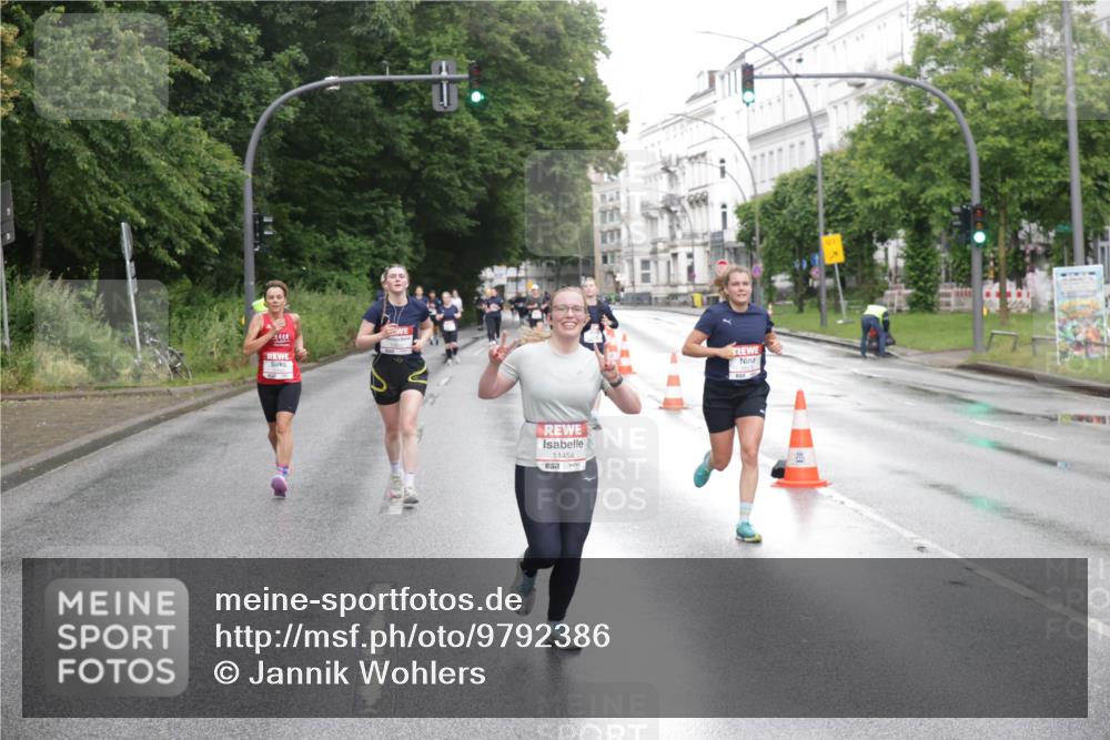 14.06.2026 - REWE Women's Run Jannik Wohlers http://msf.ph/oto/9792386 14.06.2026 09:51:05 Laufen 11454 meine-sportfotos.de