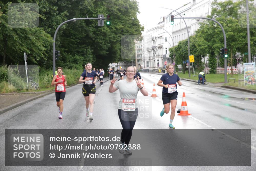 14.06.2026 - REWE Women's Run Jannik Wohlers http://msf.ph/oto/9792388 14.06.2026 09:51:05 Laufen 11454, 7 meine-sportfotos.de