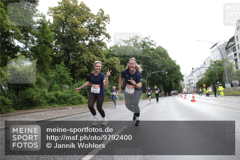 14.06.2026 - REWE Women's Run Jannik Wohlers http://msf.ph/oto/9792400 14.06.2026 10:07:06 Laufen 1111 meine-sportfotos.de