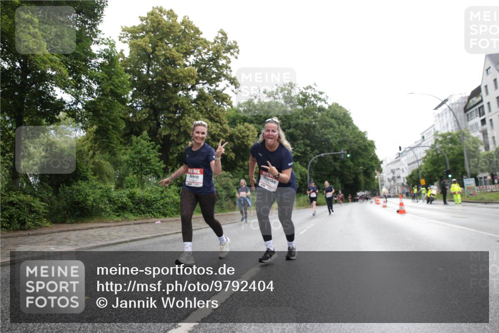 14.06.2026 - REWE Women's Run Jannik Wohlers http://msf.ph/oto/9792404 14.06.2026 10:07:06 Laufen 11340 meine-sportfotos.de