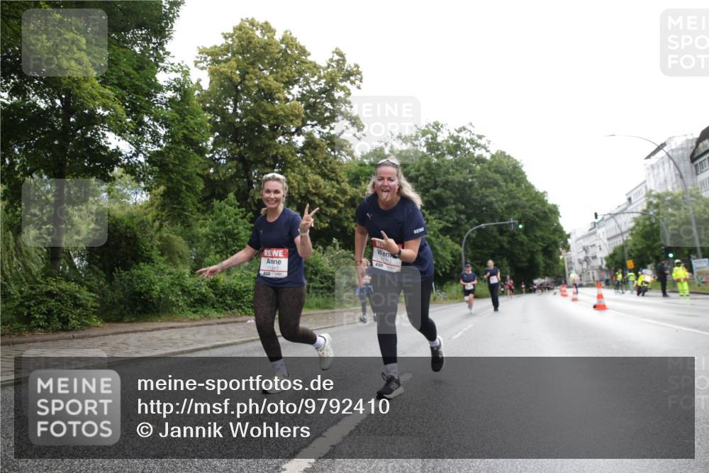 14.06.2026 - REWE Women's Run Jannik Wohlers http://msf.ph/oto/9792410 14.06.2026 10:07:06 Laufen 11340, 11113, 1111 meine-sportfotos.de