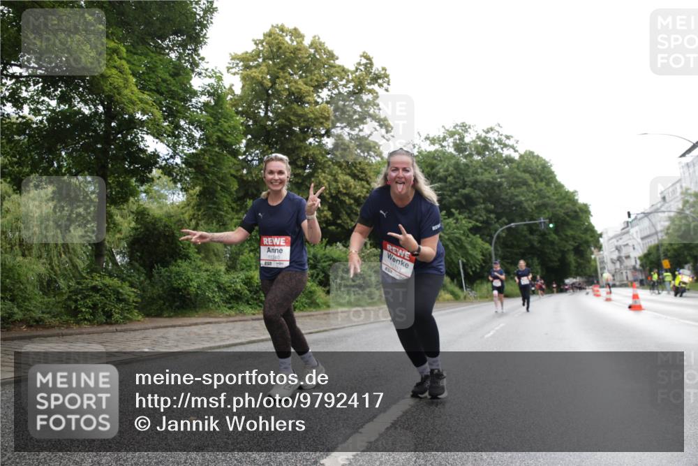 14.06.2026 - REWE Women's Run Jannik Wohlers http://msf.ph/oto/9792417 14.06.2026 10:07:06 Laufen 11340, 11113, 50 meine-sportfotos.de