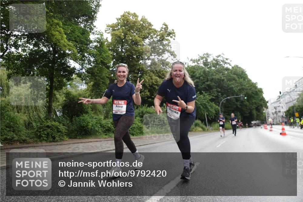 14.06.2026 - REWE Women's Run Jannik Wohlers http://msf.ph/oto/9792420 14.06.2026 10:07:06 Laufen 11340, 11113, 2, 1111 meine-sportfotos.de