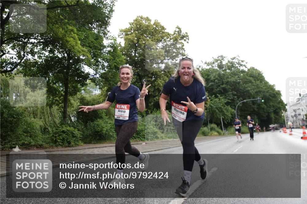 14.06.2026 - REWE Women's Run Jannik Wohlers http://msf.ph/oto/9792424 14.06.2026 10:07:07 Laufen 11340, 11113 meine-sportfotos.de