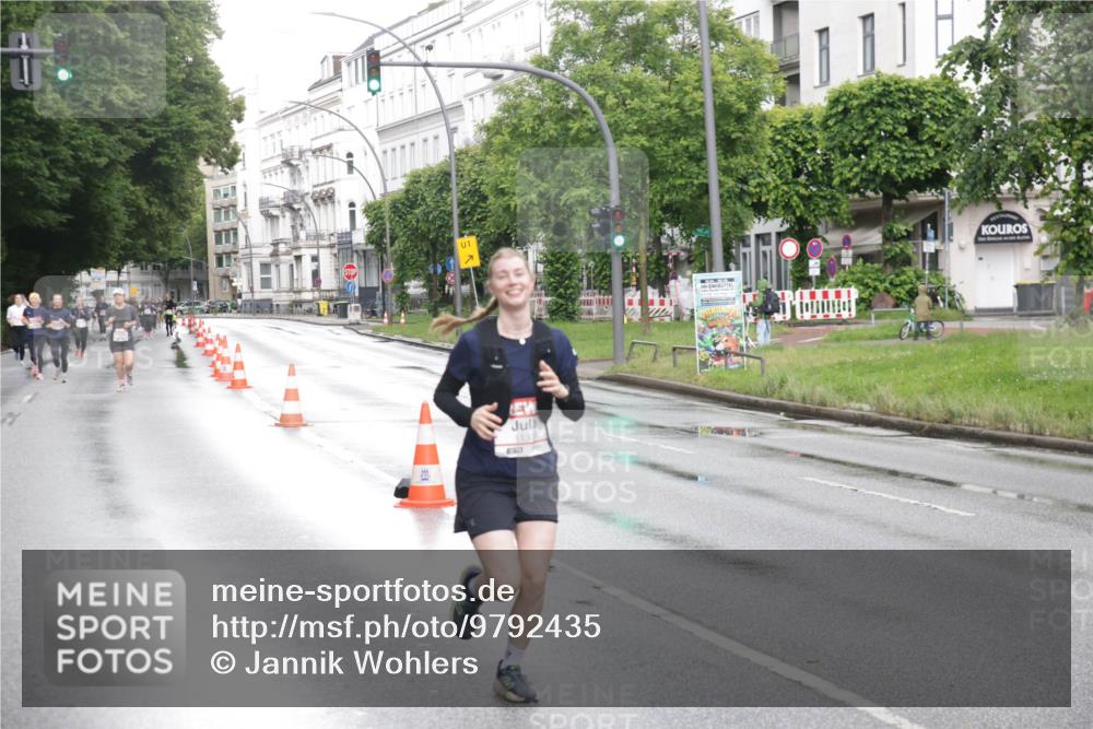 14.06.2026 - REWE Women's Run Jannik Wohlers http://msf.ph/oto/9792435 14.06.2026 09:51:09 Laufen 1 meine-sportfotos.de