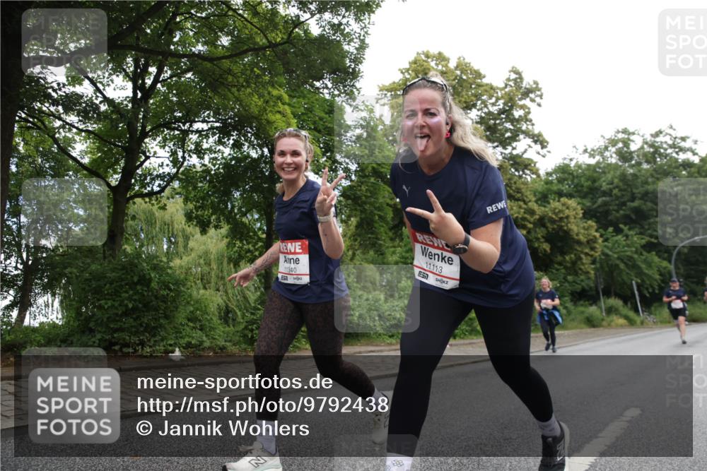 14.06.2026 - REWE Women's Run Jannik Wohlers http://msf.ph/oto/9792438 14.06.2026 10:07:07 Laufen 3, 11340, 11113 meine-sportfotos.de