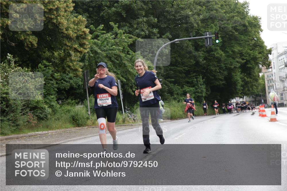 14.06.2026 - REWE Women's Run Jannik Wohlers http://msf.ph/oto/9792450 14.06.2026 10:07:09 Laufen 10298, 11317 meine-sportfotos.de