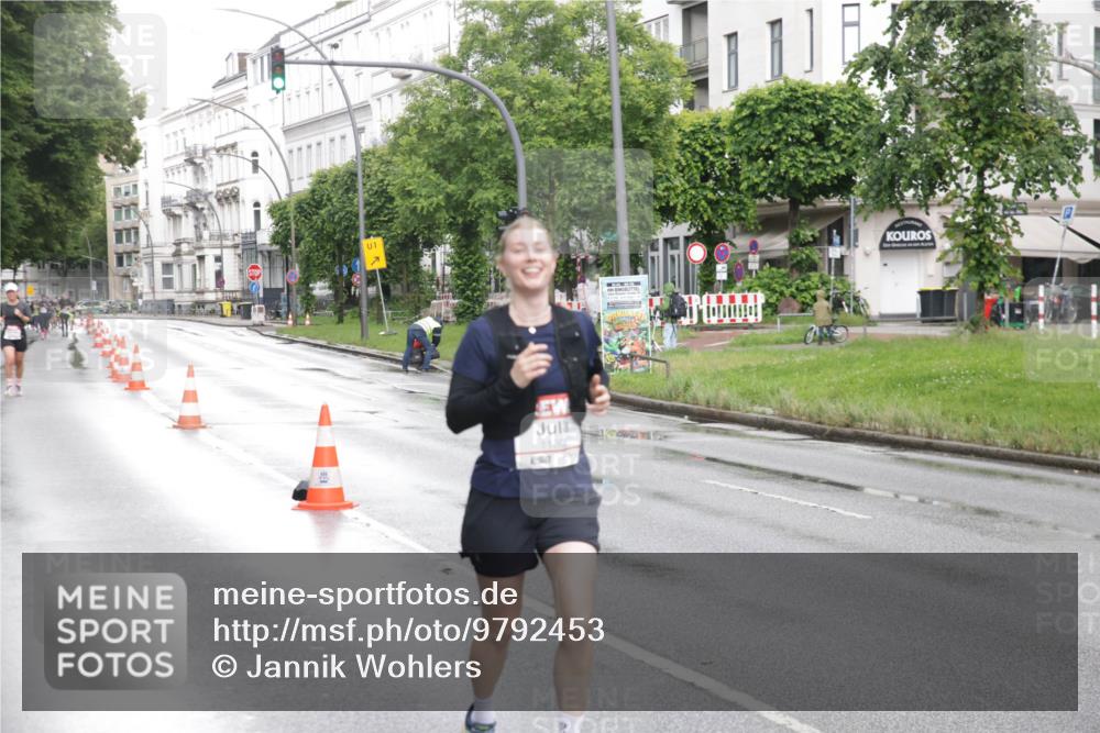 14.06.2026 - REWE Women's Run Jannik Wohlers http://msf.ph/oto/9792453 14.06.2026 09:51:10 Laufen 01, 1130 meine-sportfotos.de